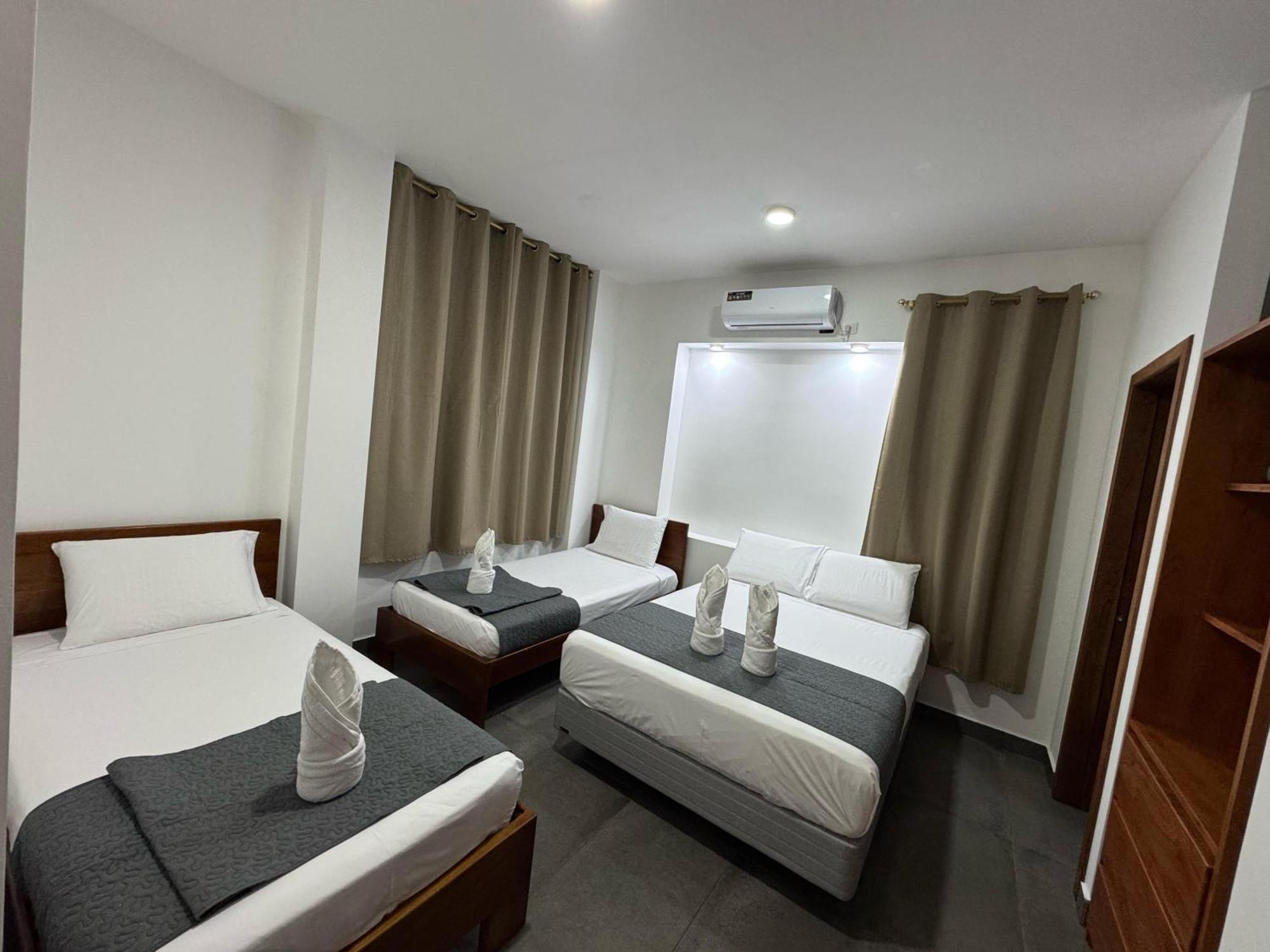 Suite Golden Beach Puerto Villamil Buitenkant foto