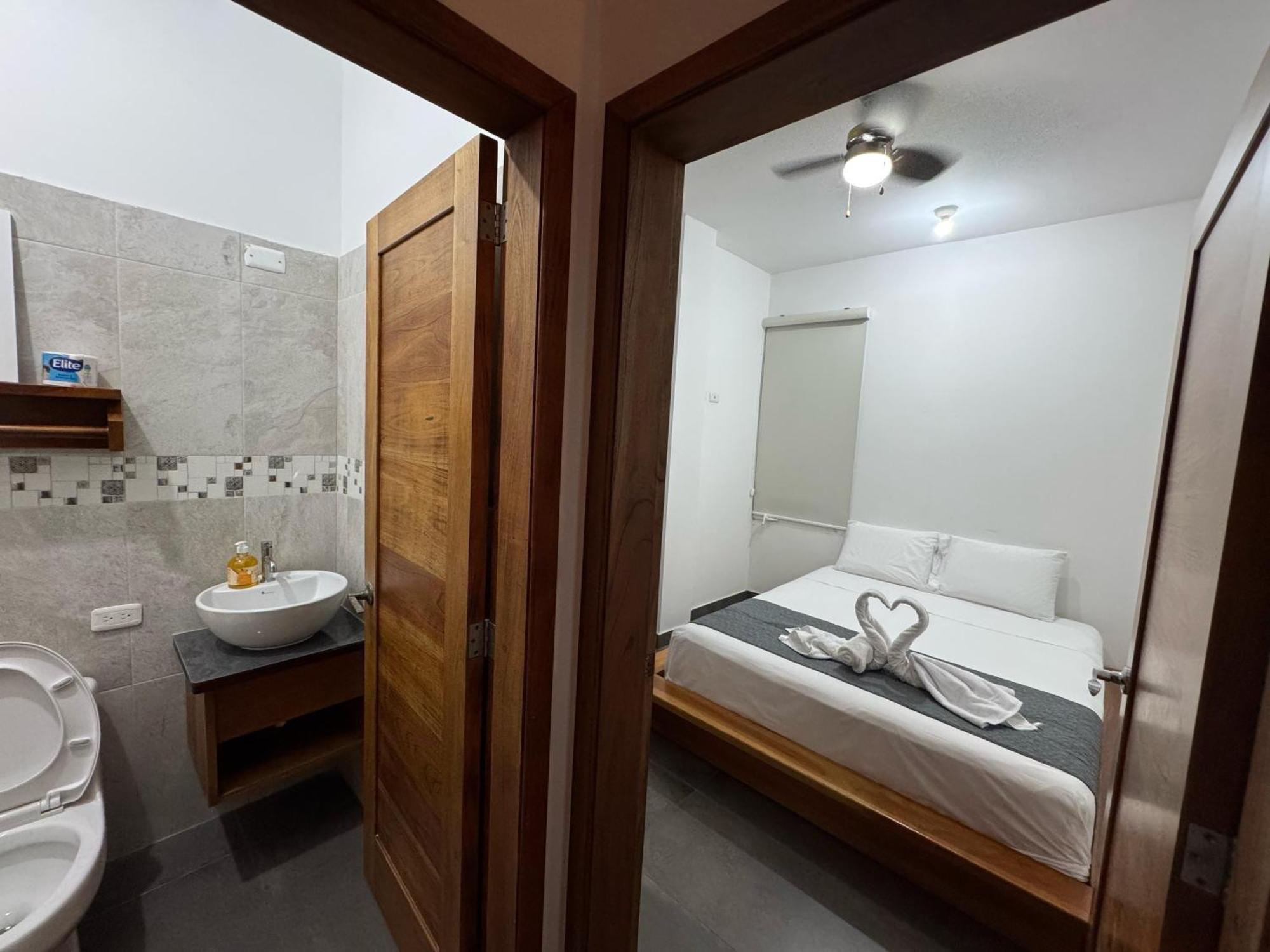 Suite Golden Beach Puerto Villamil Buitenkant foto